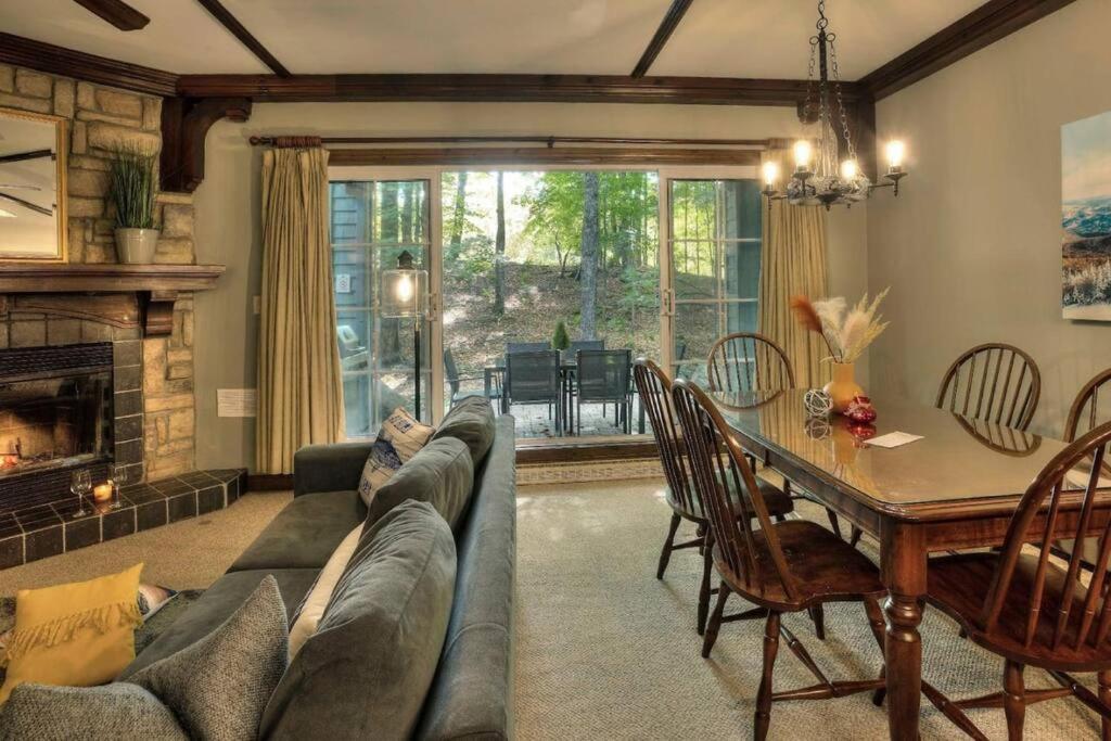 Les Manoirs Wpool & Hot Tub Near Village 110-7 Mont-Tremblant Exterior foto